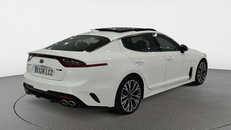 Kia Stinger • 2019 • 57,147 km 4