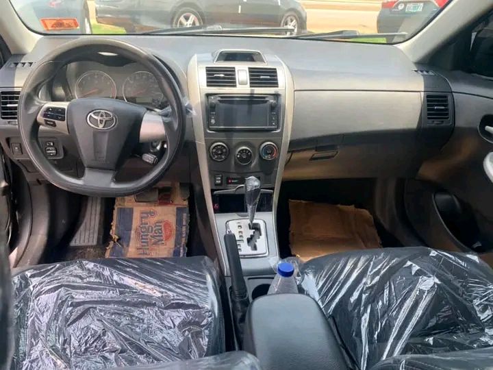 Toyota Corolla • 2016 • 50,000 km 3