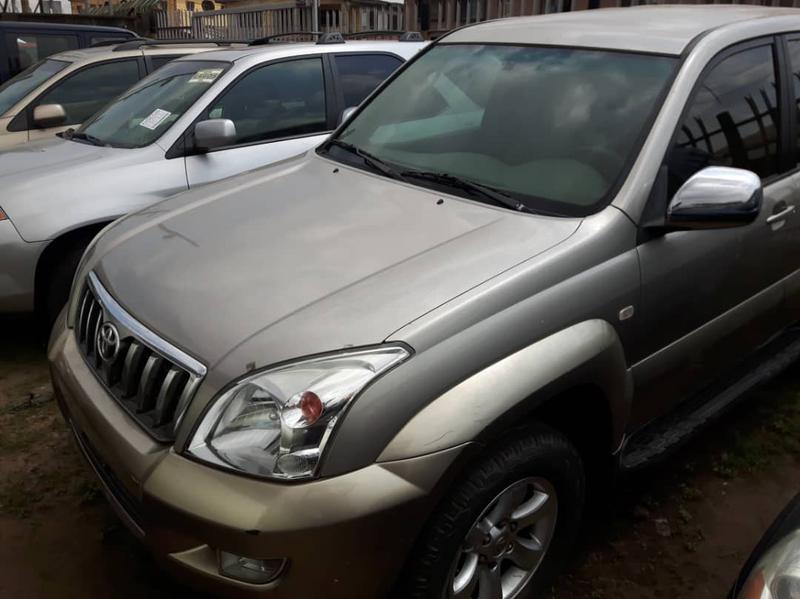 Toyota Land Cruiser • 2006 • 97,361 km 6