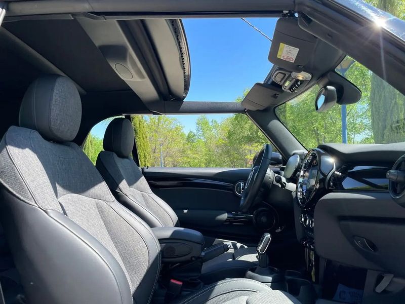 MINI Cooper Cabrio • 2023 • 18,000 km 14