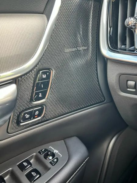 Volvo V90 • 2021 • 120,000 km 7