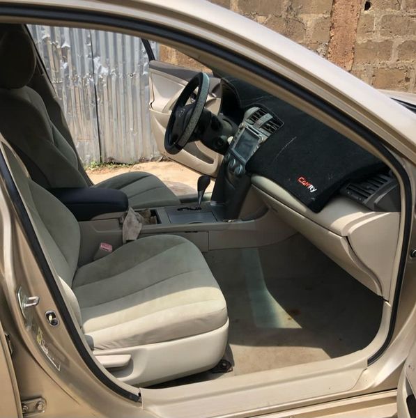 Toyota Camry • 2020 • 3,000 km 3