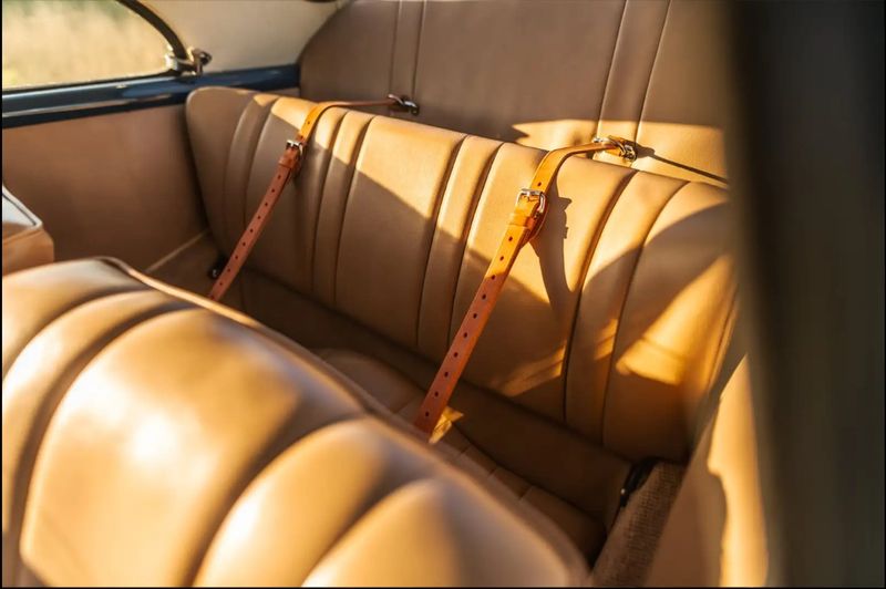 Porsche 928 • 1957 • 40,000 km 10