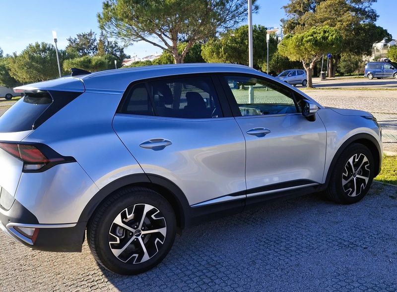 Kia Sportage • 2022 • 65,000 km 4
