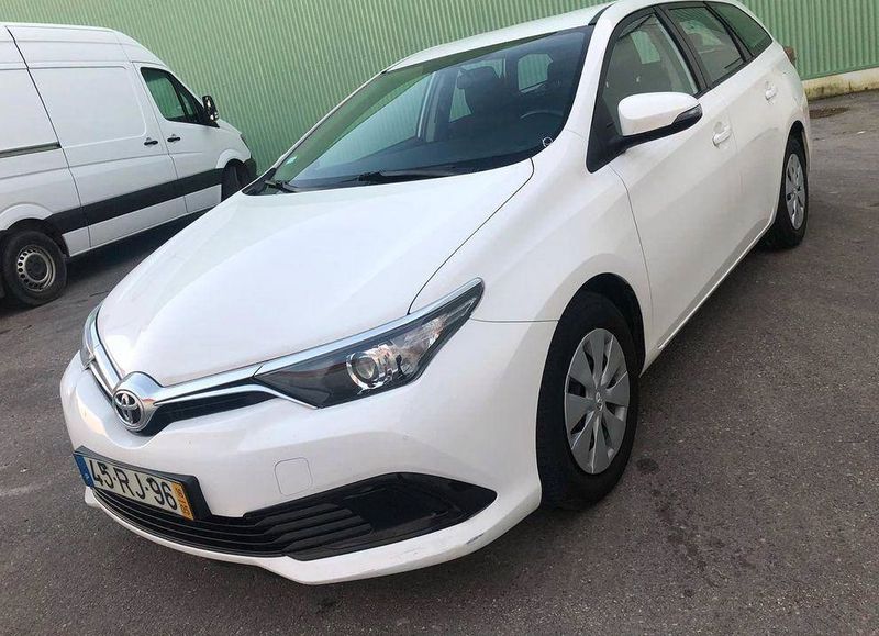 Toyota Auris • 2016 • 150,000 km 6