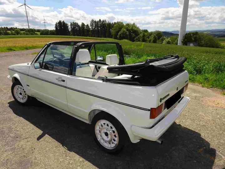 Volkswagen Golf Cabrio • 1987 • 251,000 km 4