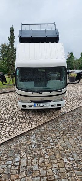 Toyota Dyna • 2006 • 90,000 km 1