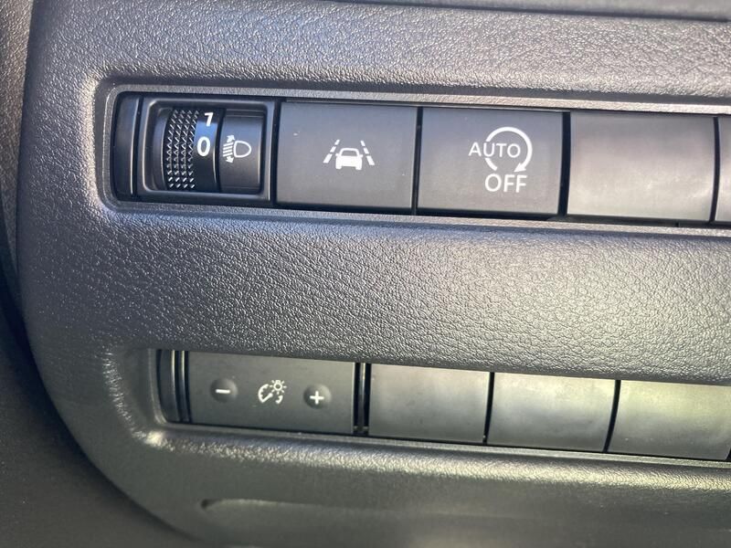 Nissan Qashqai • 2023 • 21,557 km 30