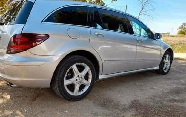 Mercedes-Benz R-Class • 2006 • 25,000 km 3