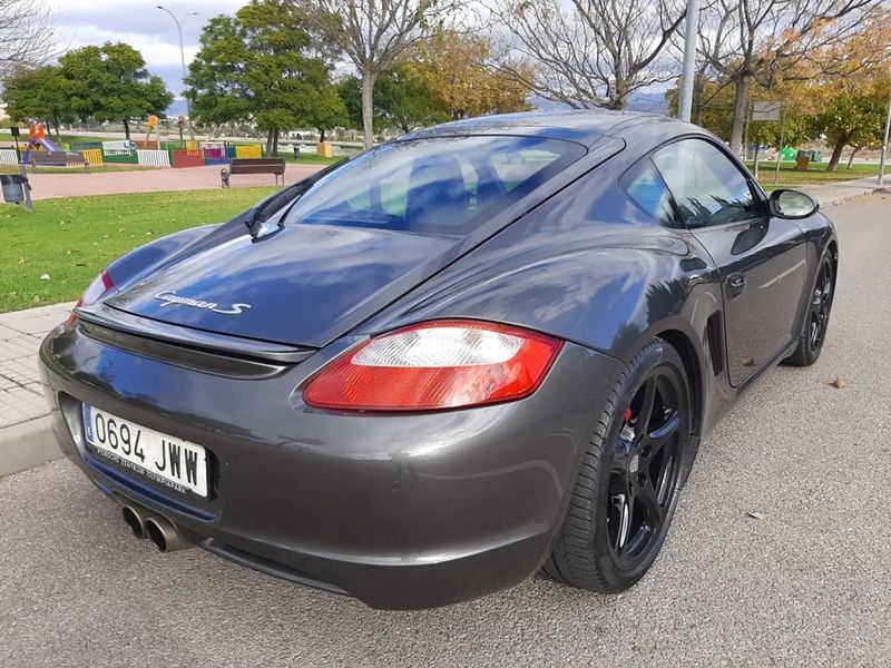 Porsche Cayman • 2007 • 160,000 km 4