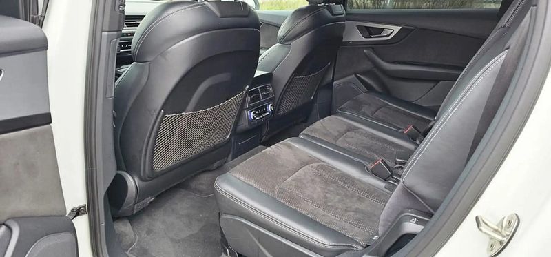 Audi Q7 • 2016 • 64,900 km 8