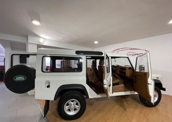 Land Rover Defender • 2007 • 110,000 km 10