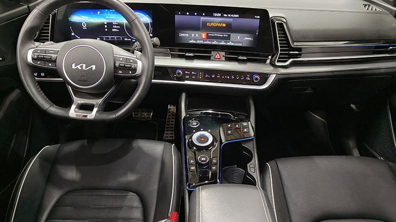 Kia Sportage • 2022 • 32,031 km 6