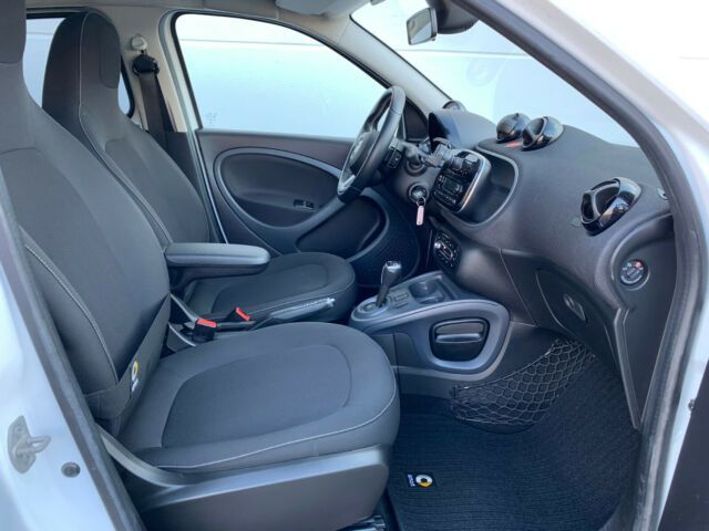 Smart Forfour • 2018 • 60,000 km 6
