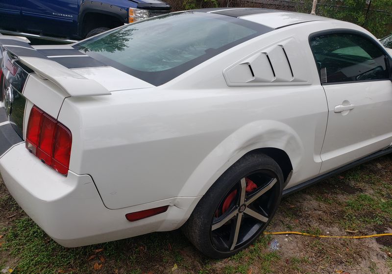 Ford Mustang • 2005 • 225,000 mi 4