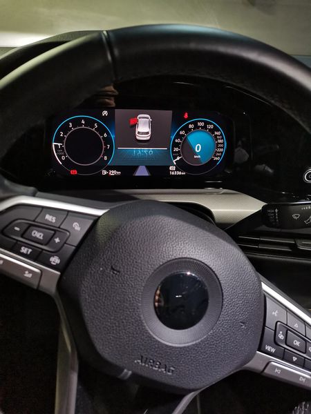 Volkswagen Golf • 2020 • 15,000 km 12