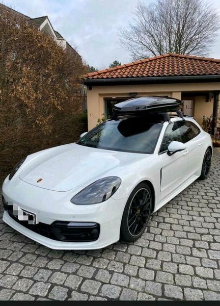Porsche Panamera • 2018 • 82,000 km 3