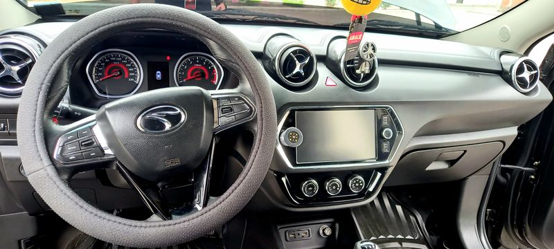 Souesat DX3 • 2020 • 95,000 km 10