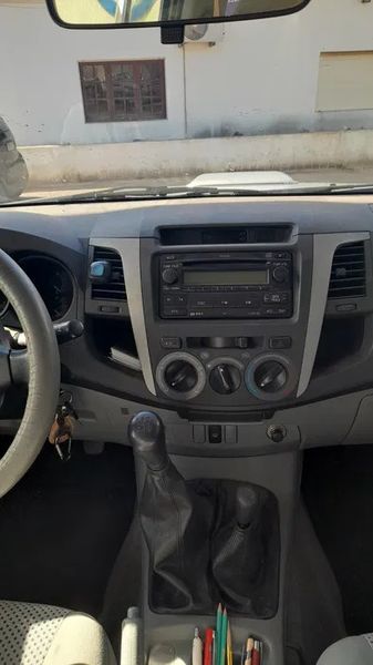 Toyota Hilux • 2007 • 213,000 km 5