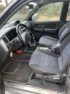 Mitsubishi L200 Pick up • 2001 • 65,000 km 3
