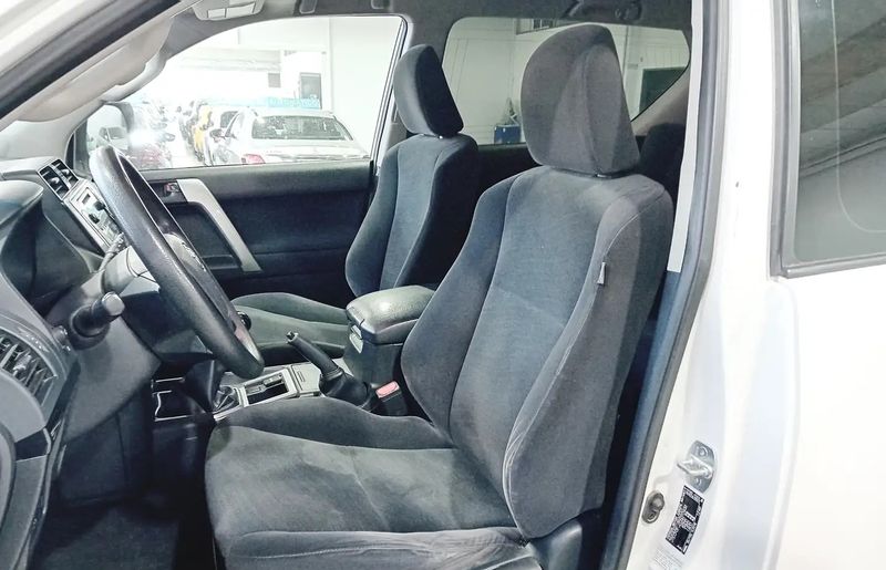 Toyota Land Cruiser • 2019 • 140,545 km 5