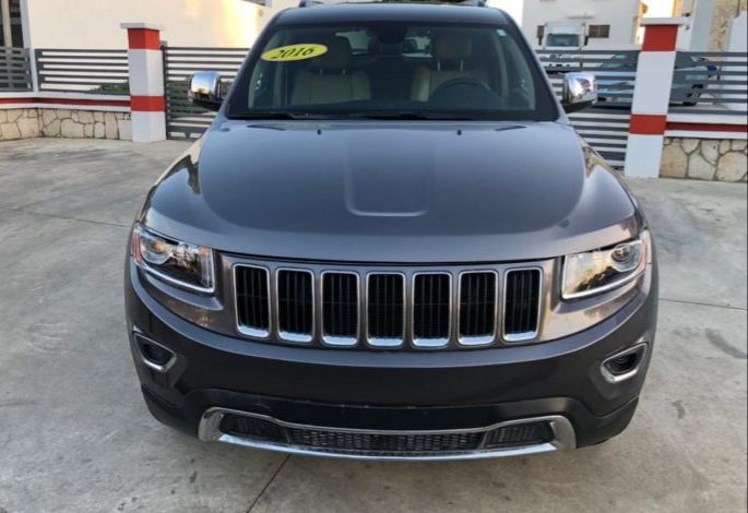 Jeep Cherokee • 2016 • 43 km 3