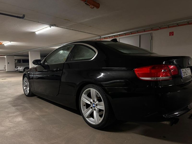 BMW 3 Series • 2009 • 250,000 km 4