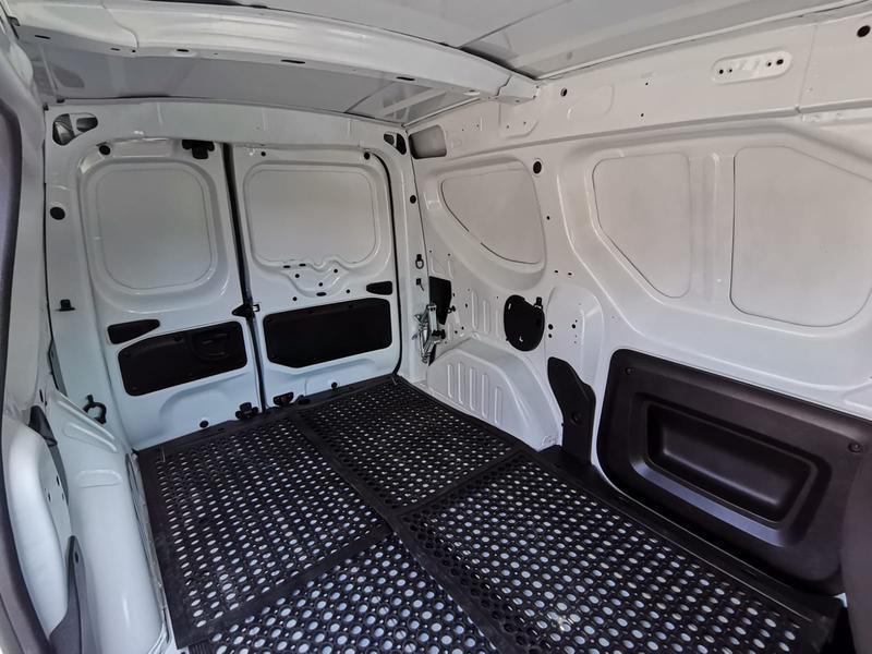 Renault Kangoo • 2020 • 7,850 km 3