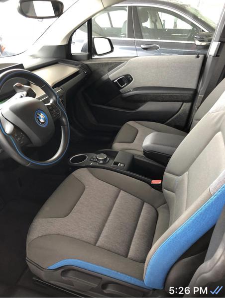 BMW i3 • 2016 • 23,000 km 2