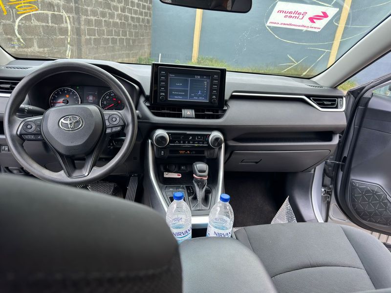 Toyota RAV4 • 2022 • 44 km 3