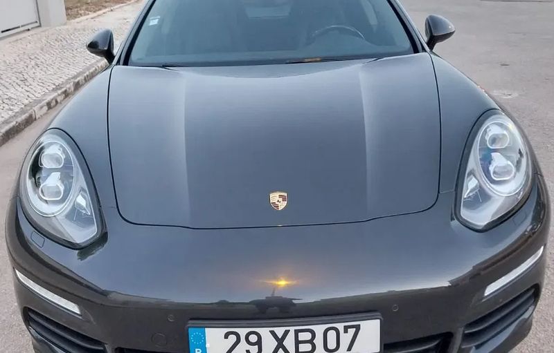Porsche Panamera • 2015 • 81,438 km 2