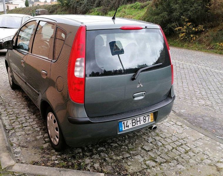 Mitsubishi Colt • 2006 • 170,000 km 4