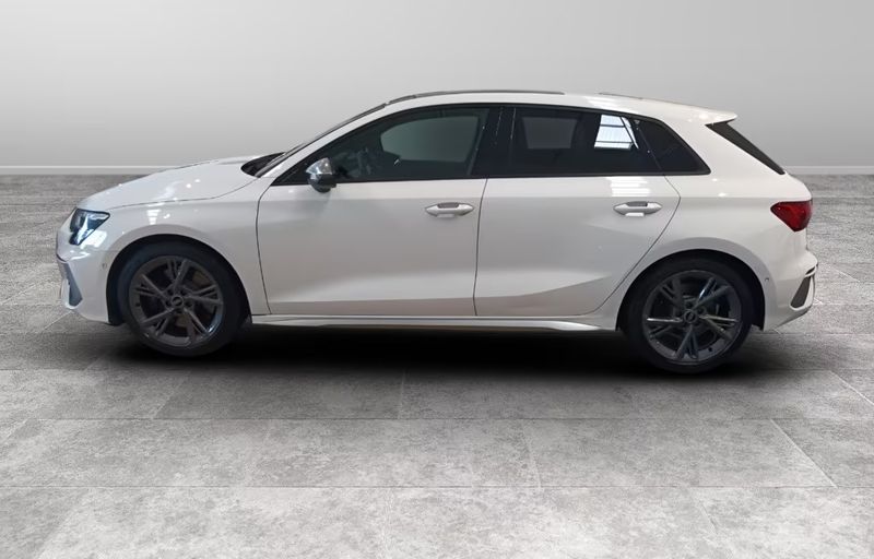 Audi S3 • 2022 • 25,169 km 2
