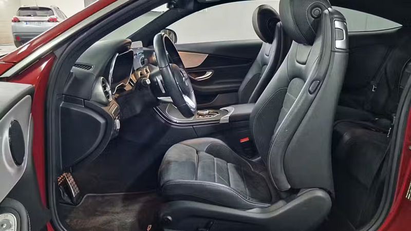 Mercedes-Benz C-Class • 2021 • 39,441 km 10