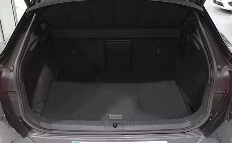 Seat Leon • 2022 • 50,503 km 13