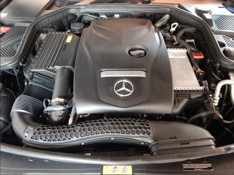 Mercedes-Benz C • 2015 • 90,000 km 7