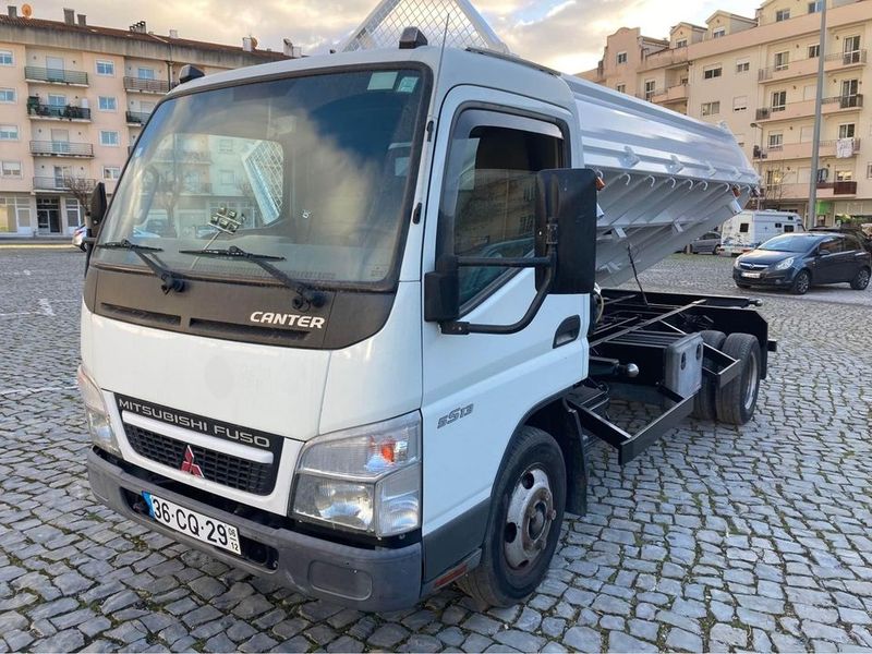 Mitsubishi Fuso canter • 2006 • 327,000 km 1