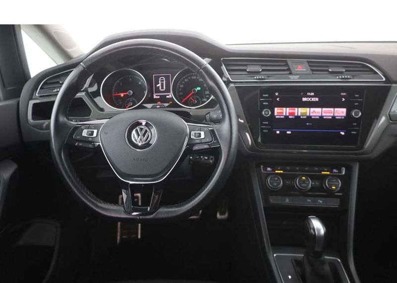 Volkswagen Touran • 2020 • 73,000 km 10