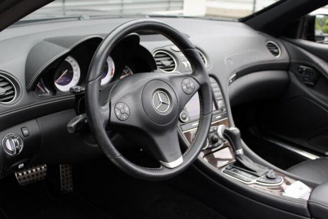 Mercedes-Benz SL • 2008 • 121,223 km 15