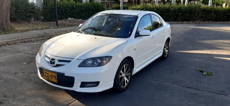 Mazda 3 • 2007 • 98,637 km 18
