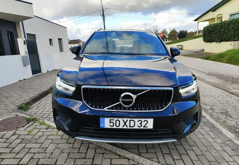 Volvo XC40 • 2019 • 82,000 km 1