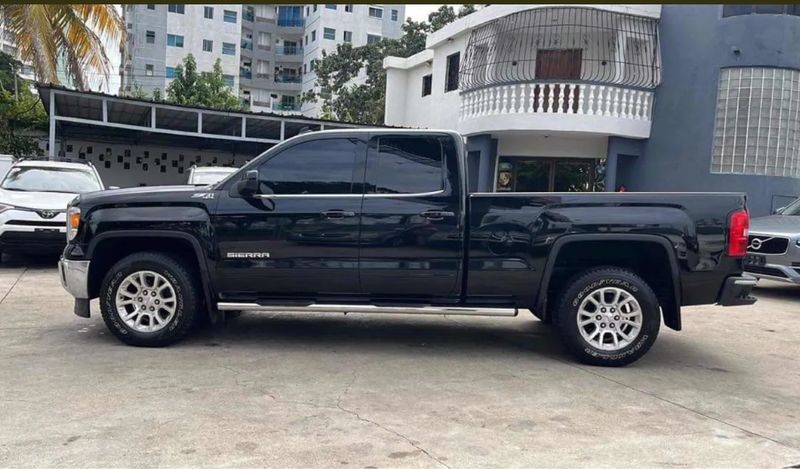 GMC Sierra 1500 • 2014 • 100,000 km 6