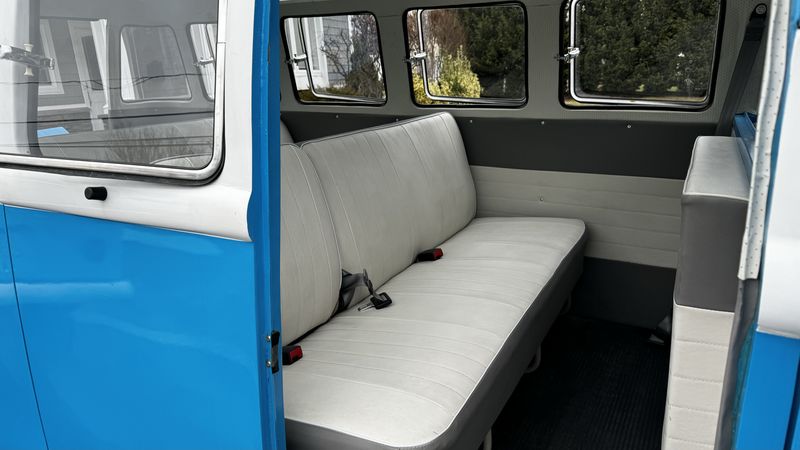 Volkswagen Vanagon • 1965 • 80,000 km 3