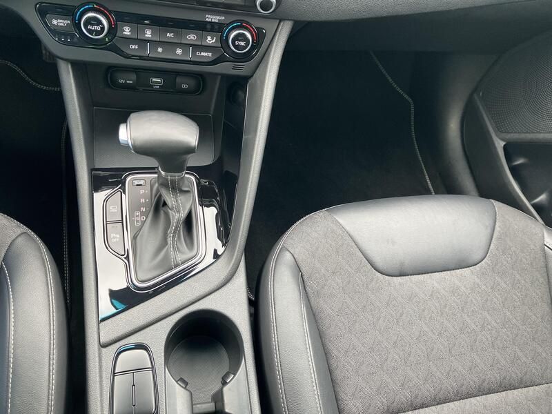 Kia Niro • 2021 • 24,901 km 8