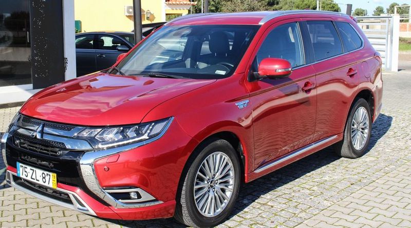 Mitsubishi Outlander • 2019 • 41,000 km 1