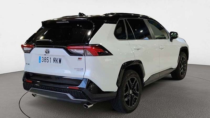 Toyota RAV4 • 2023 • 27,309 km 9