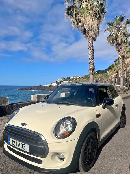 MINI Cooper D • 2017 • 118,000 km 6
