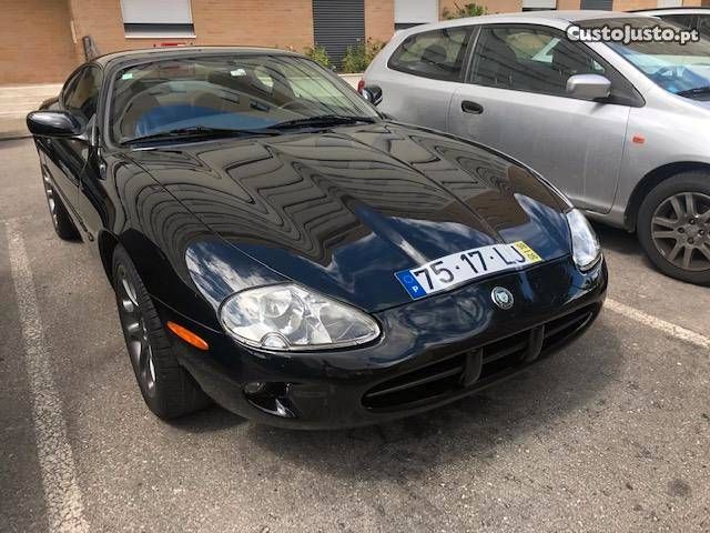 Jaguar XK • 1980 • 80,000 km 1