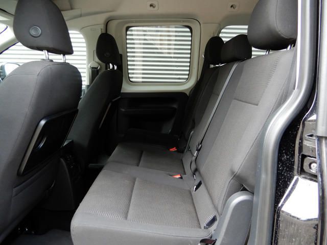 Volkswagen Caddy • 2016 • 57,526 km 6