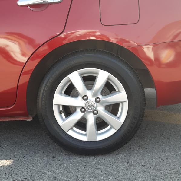 Nissan Versa • 2013 • 76,567 km 2